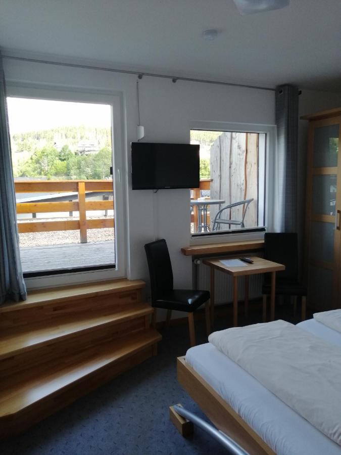Pension "Dorfkrug" Винтерберг Экстерьер фото
